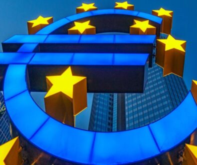 Jak Unia Europejska wpływa na rynek pracy w Polsce?