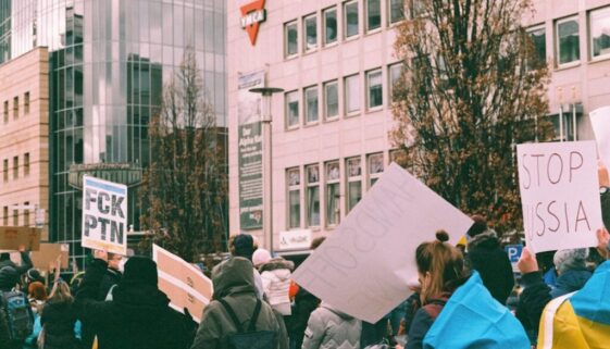 Unia Europejska a polskie prawo - jak unijne przepisy wpływają na życie?