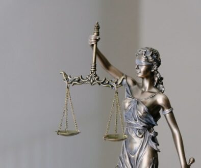 Jak działa system sprawiedliwości w Polsce - rola sądów i prokuratury?