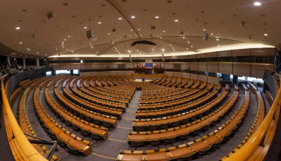 Jakie są uprawnienia i rola Marszałka Sejmu w polskim parlamencie?