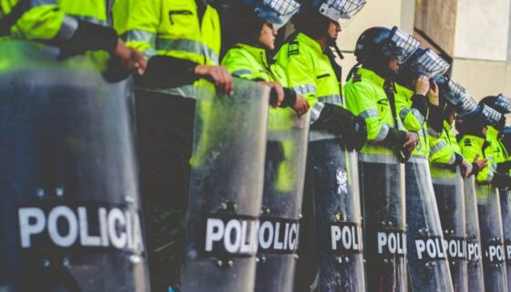 Władza wykonawcza w Polsce - kto ją sprawuje i jakie ma uprawnienia?